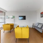 La Maison Des Fleurs - Superbe Maison Sur Les Hauteurs De *