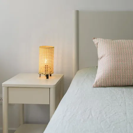 La Maison Des Fleurs - Superbe Maison Sur Les Hauteurs De Willa