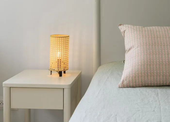 La Maison Des Fleurs - Superbe Maison Sur Les Hauteurs De Willa